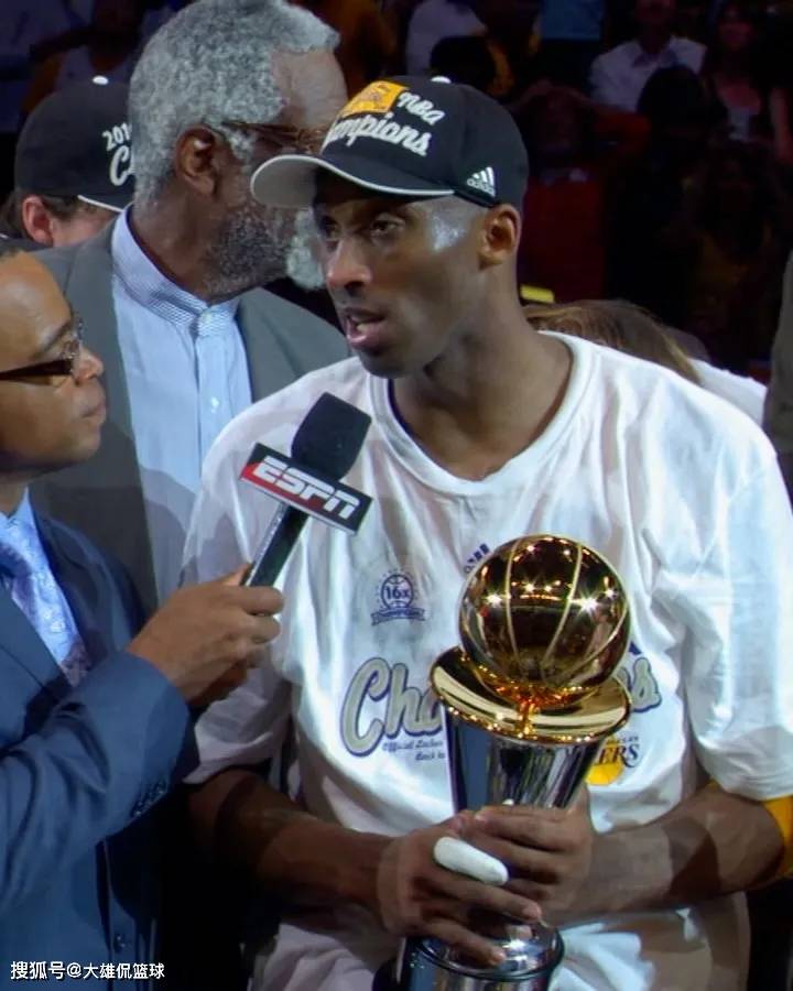 前NBA球员认为科比赶走奥尼尔，是科比自负，想当乔丹获得尊重