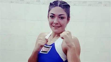 11月7日博洛尼亚之战：意大利拳手帕梅拉·努乔·萨瓦冲击双冠王