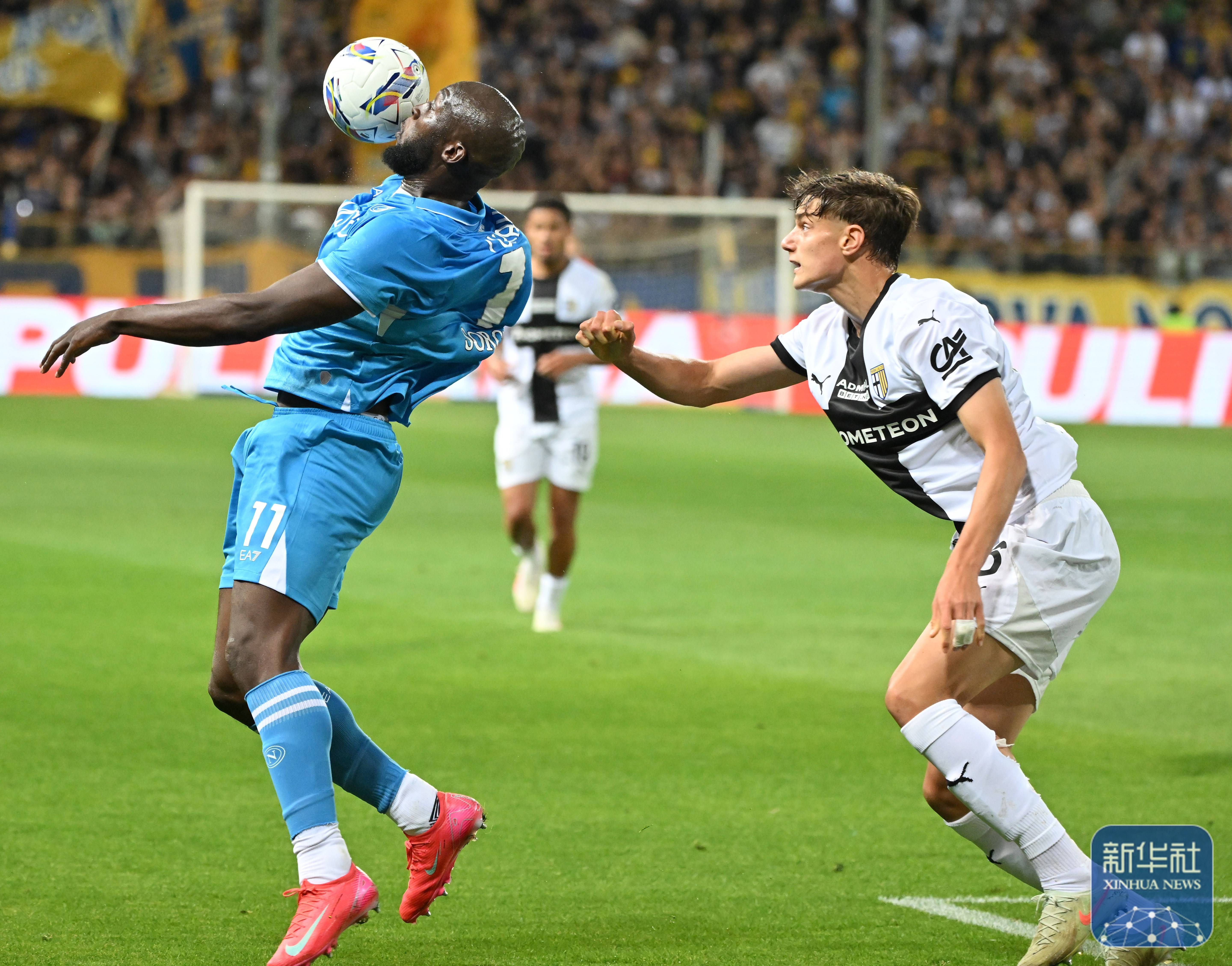 足球 | 意甲：那不勒斯平帕尔马