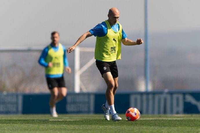 西甲：阿拉维斯 VS 奥萨苏纳