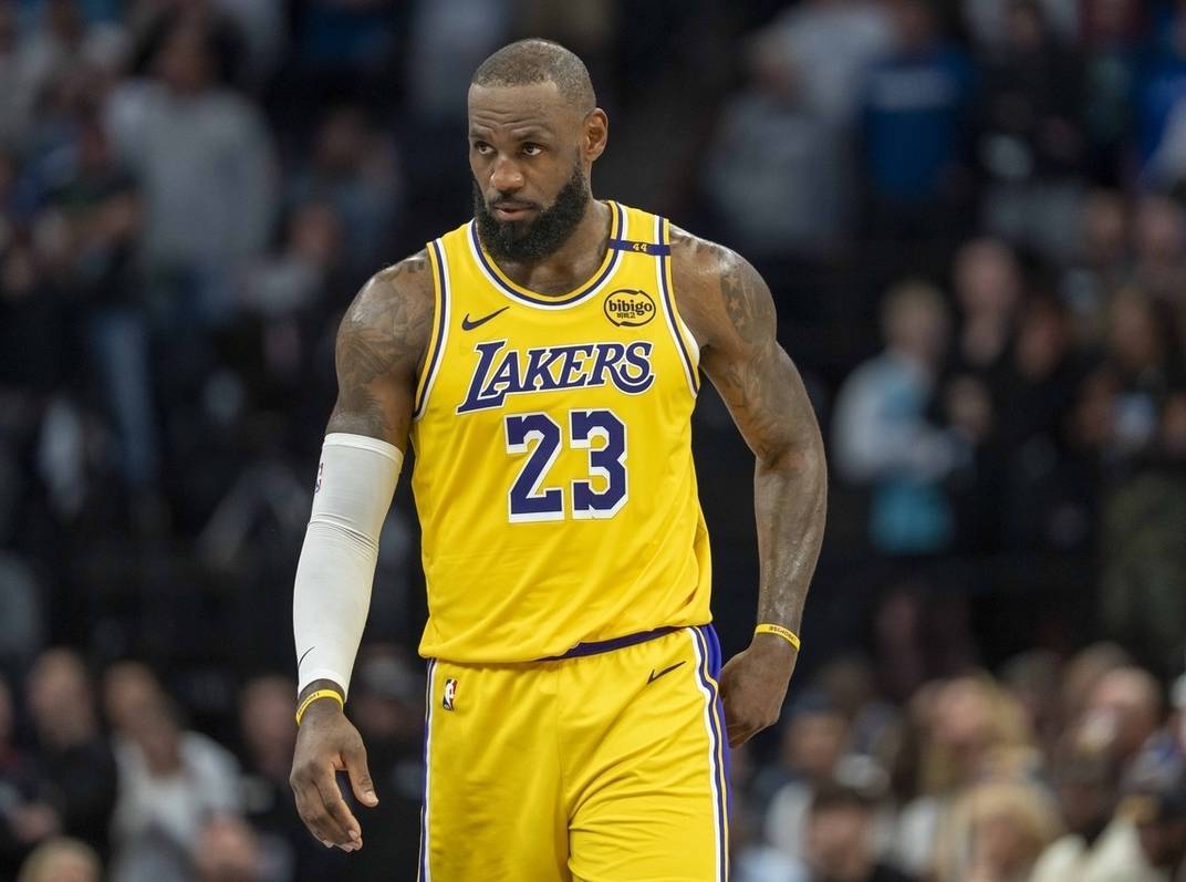 科比的得分能力远不如詹姆斯和乔丹！