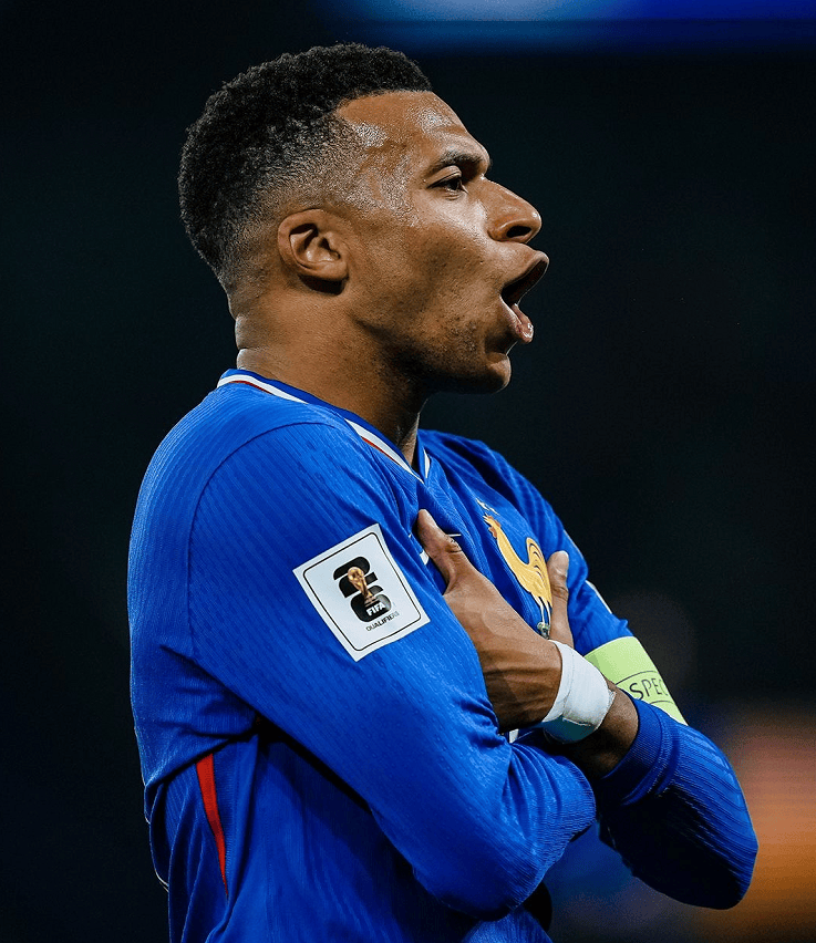 姆巴佩传射建功+单骑闯关，法国队3-0阿塞拜疆，三连胜剑指美加墨