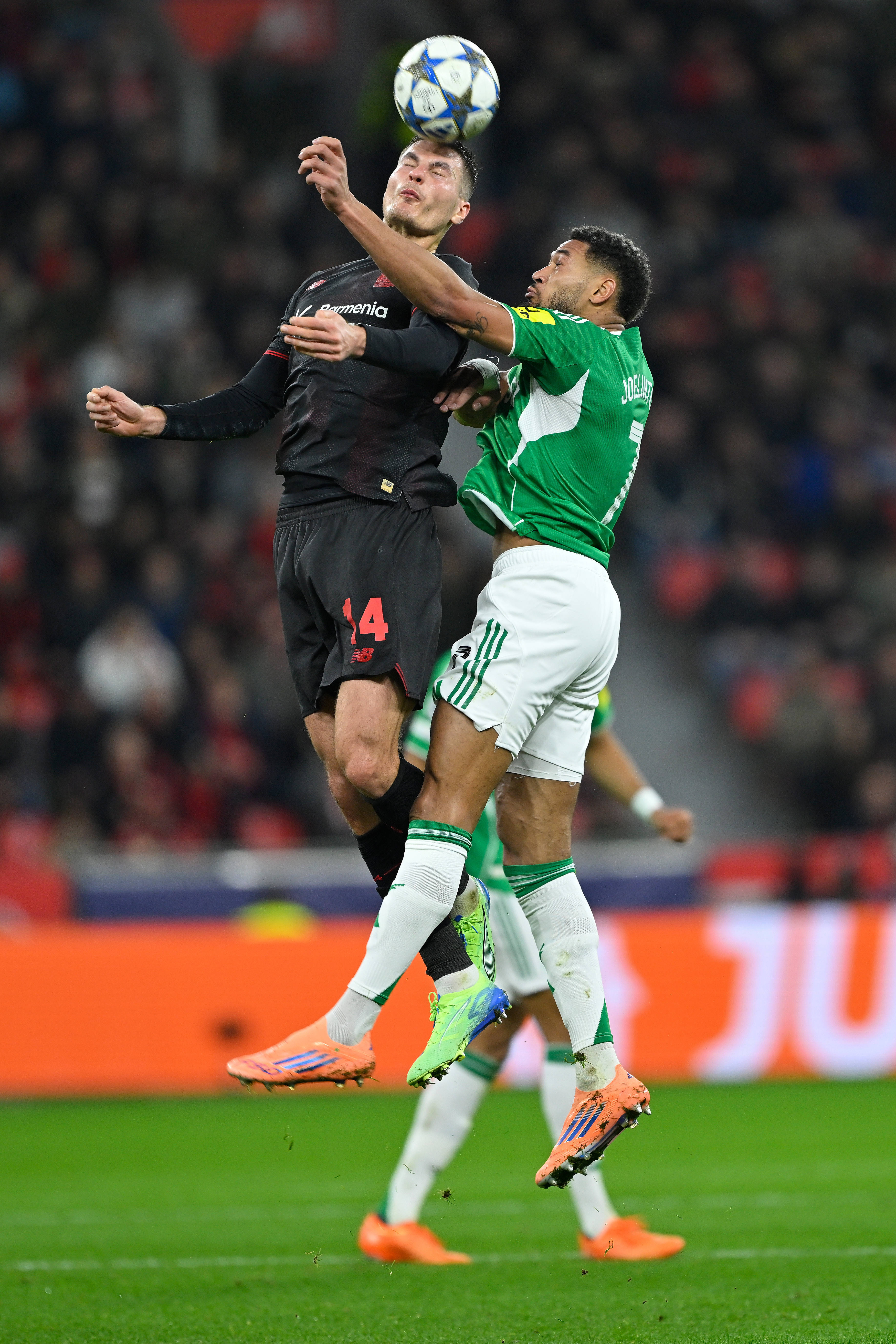 （体育）足球——欧冠：勒沃库森平纽卡斯尔联