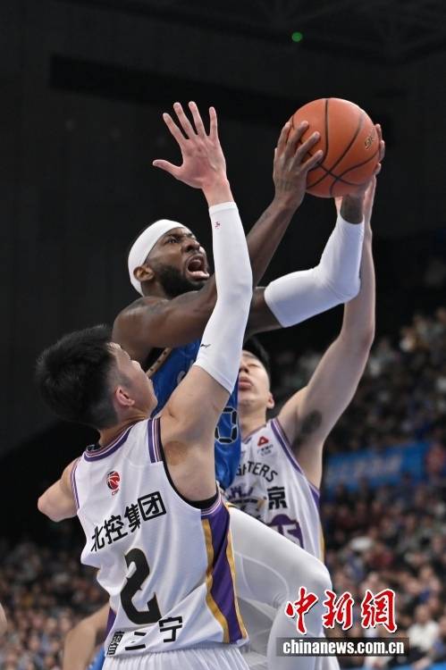 CBA常规赛：北京北汽队不敌北京控股队
