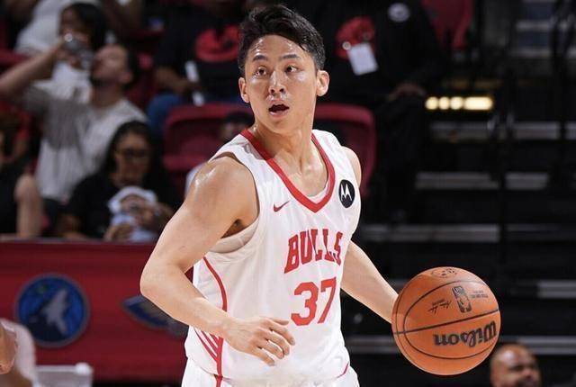 多苏穆29分8篮板9助 NBA常规赛芝加哥公牛125-118迈阿密热火