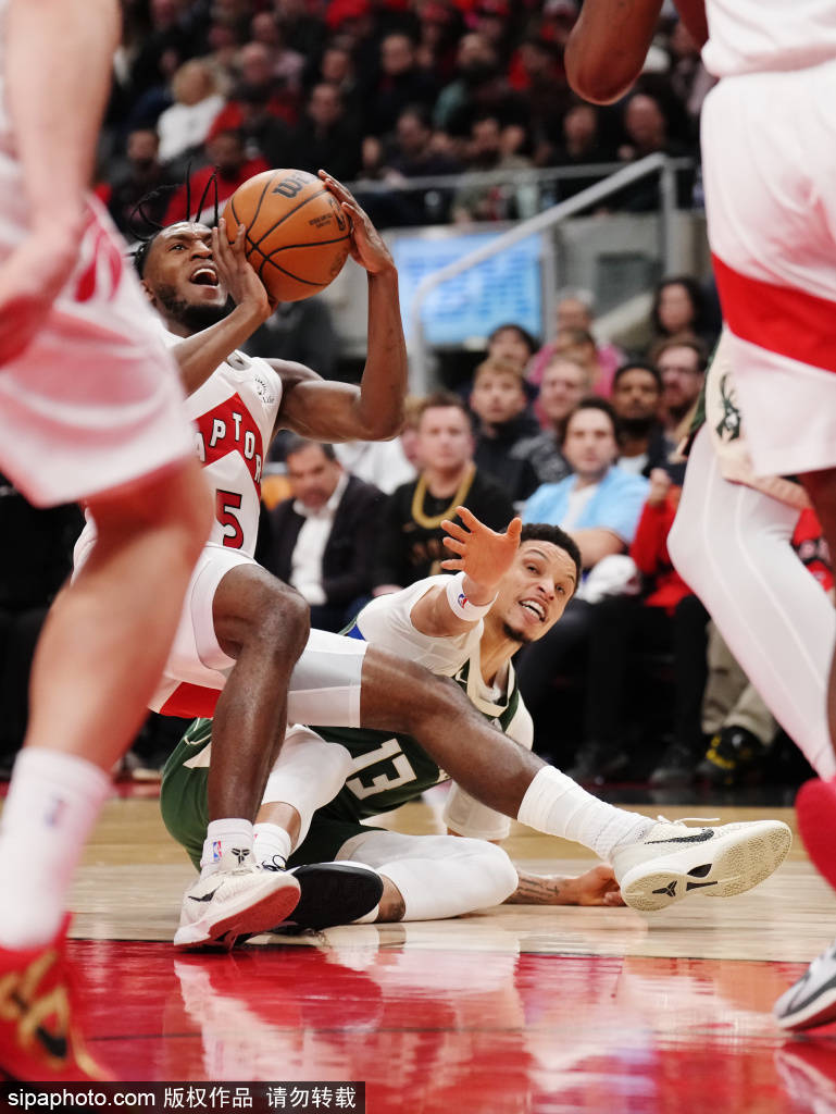 多伦多猛龙客场挑战纽约尼克斯，力争五连胜