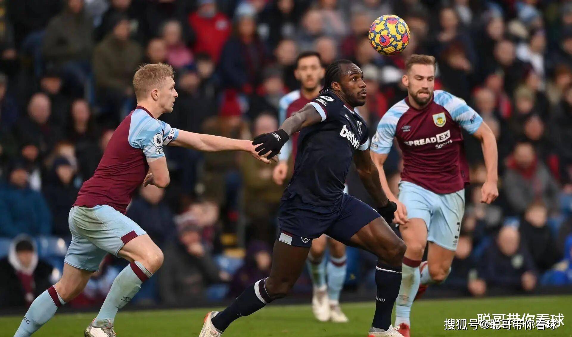 英足总杯，西汉姆联与布伦特福德的伦敦德比，天平向谁倾斜？